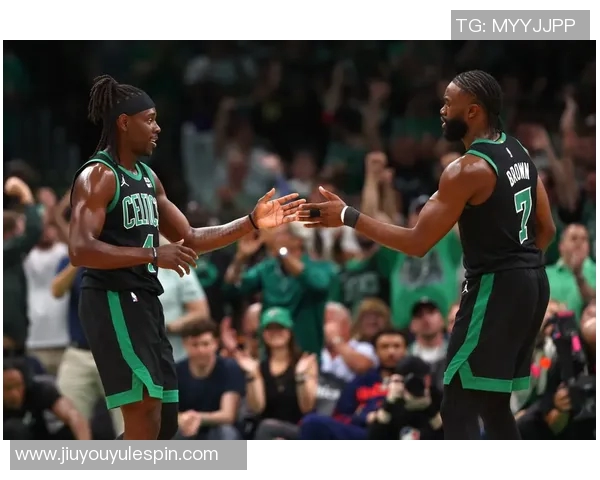 霍勒迪称赞阿夫迪亚在关键时刻的领导能力是球队的重要依靠